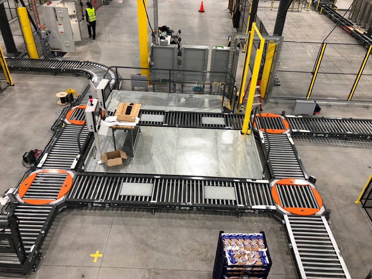 MCL Roller Conveyor